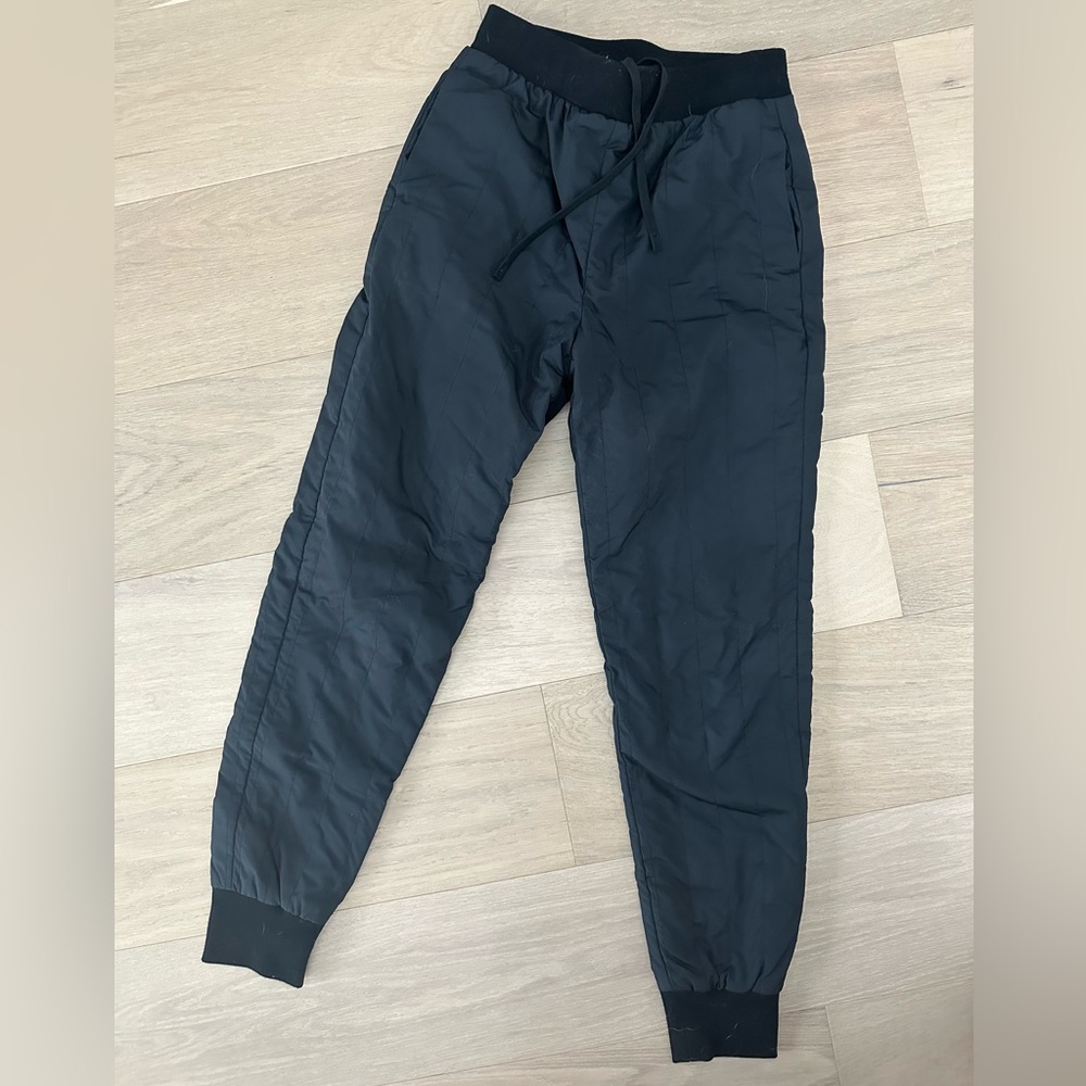 UNIQLO WINTER PANTS - BLACK SIZE XS
